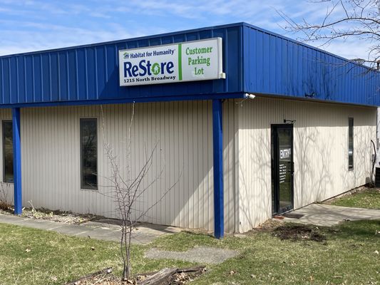 Habitat for Humanity ReStore building at 1215 N Broadway